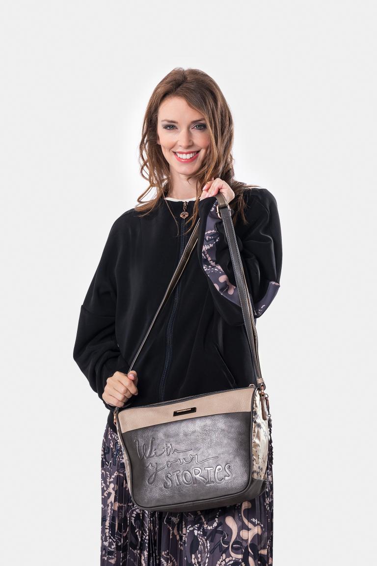 Anekke Crossovertasche beige metallic Real Intentions
