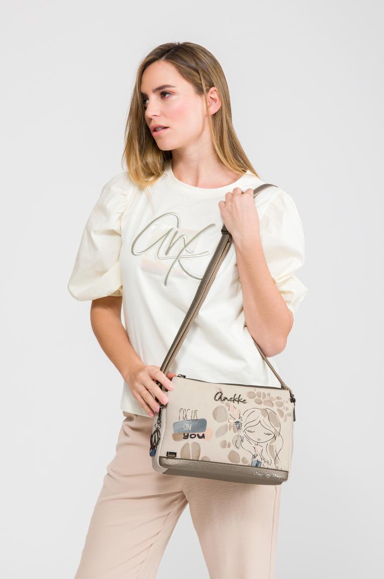 Anekke Damentasche beige Muse Olympia metallic Fackel Ziernieten