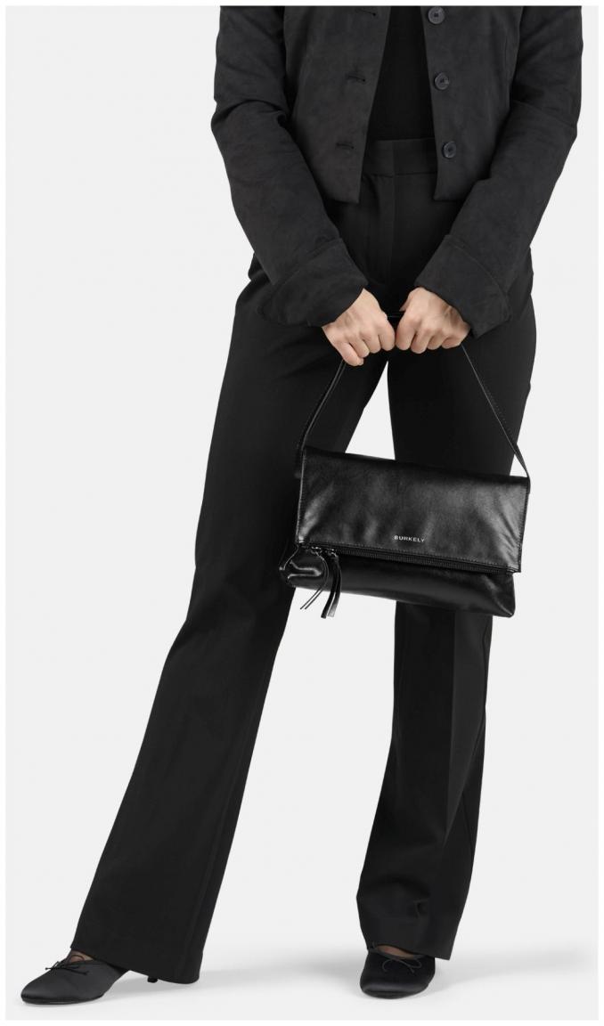Burkely Schultertasche Leder Creased Crystal Black