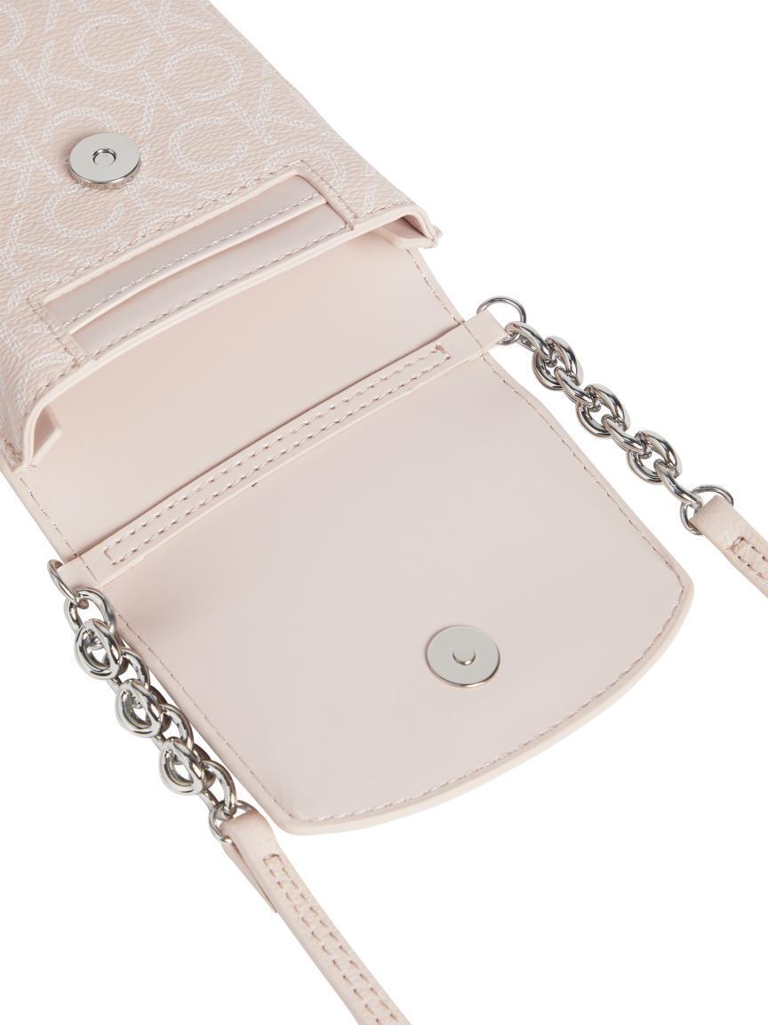 Calvin Klein Handytasche geprägt weiß CK Must Marshmallow Mono