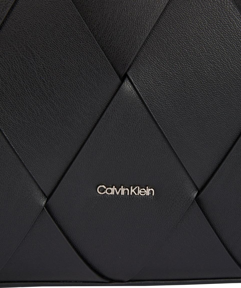 Damen Henkeltasche Woven Medium Black Calvin Klein Flechtdesign