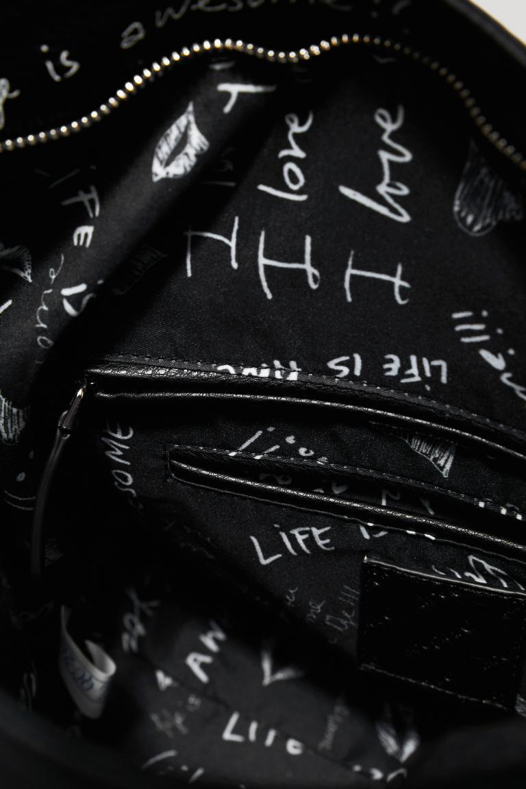 Desigual Loverty 2.0 schwarz Tristras Negro Henkeltasche Verwandlungskünstler
