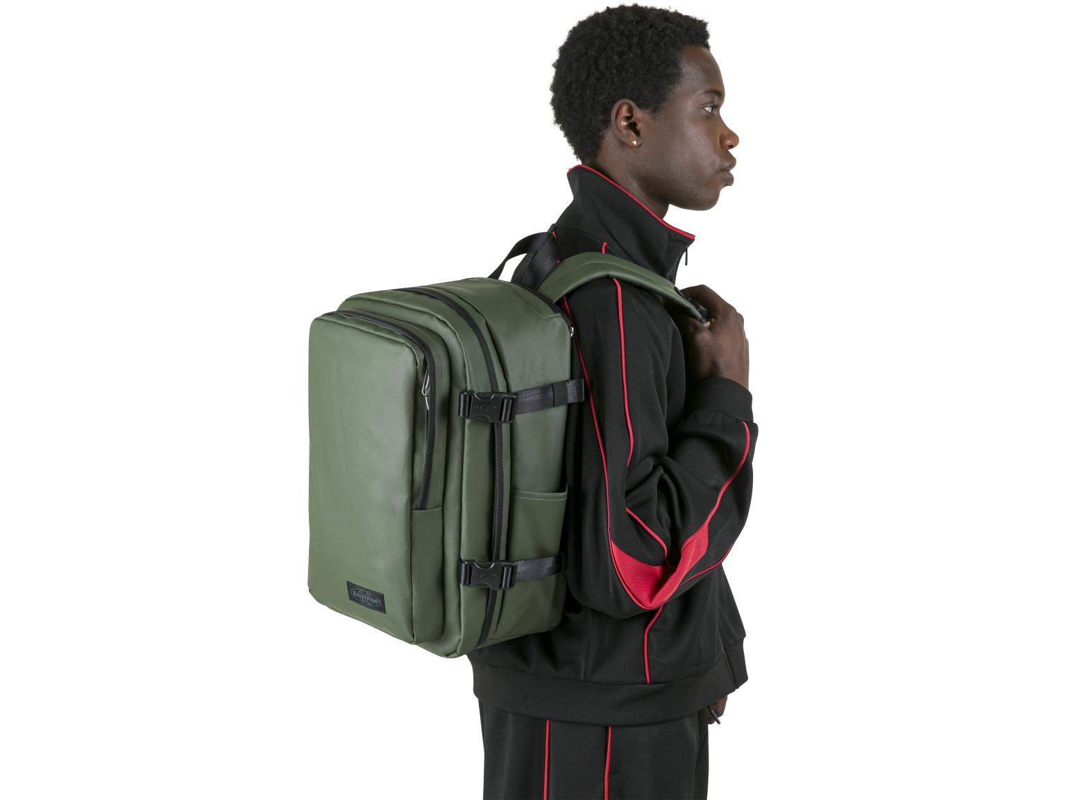 Eastpak Cabin Pak'R Rucksack Tarp Forest - Grün