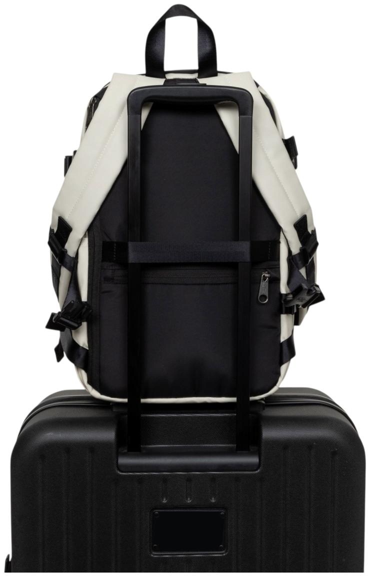 Eastpak Kabinenrucksack beschichtet Tarp Cloth Beige