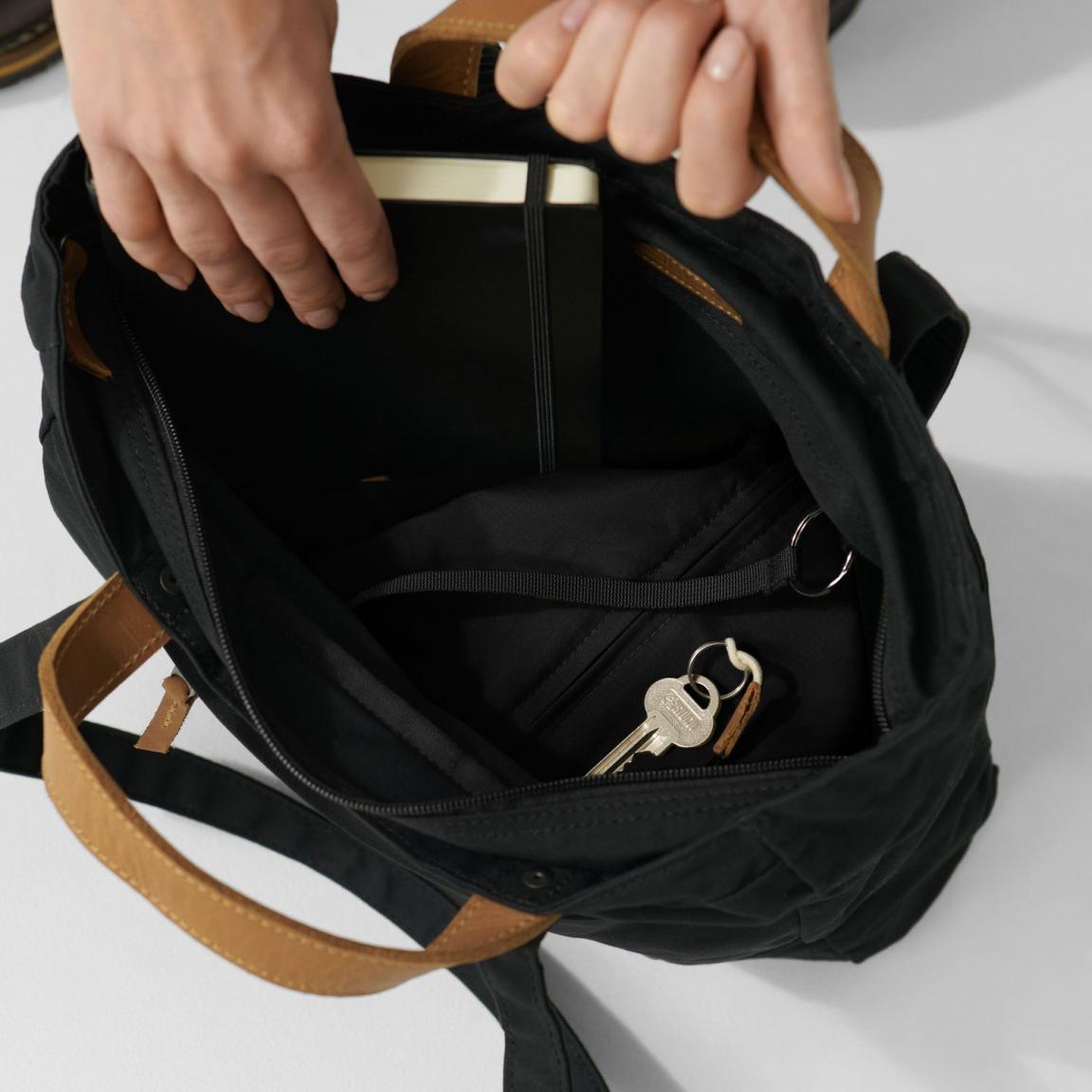 Fjällräven Rucksacktasche Deep Patina Totepack grün