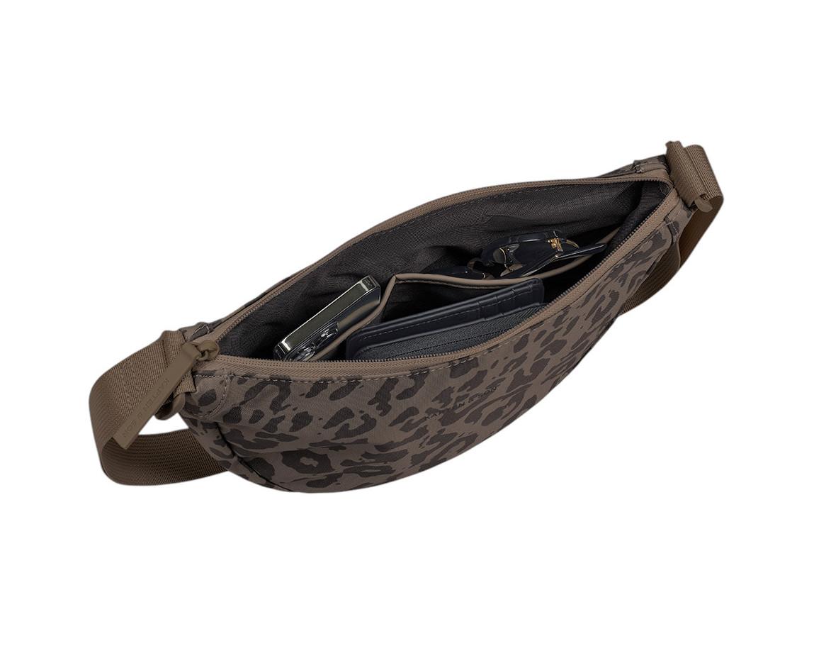 Kapten & Son Essential Moon Bag Crossovertasche Leo Dark Brown