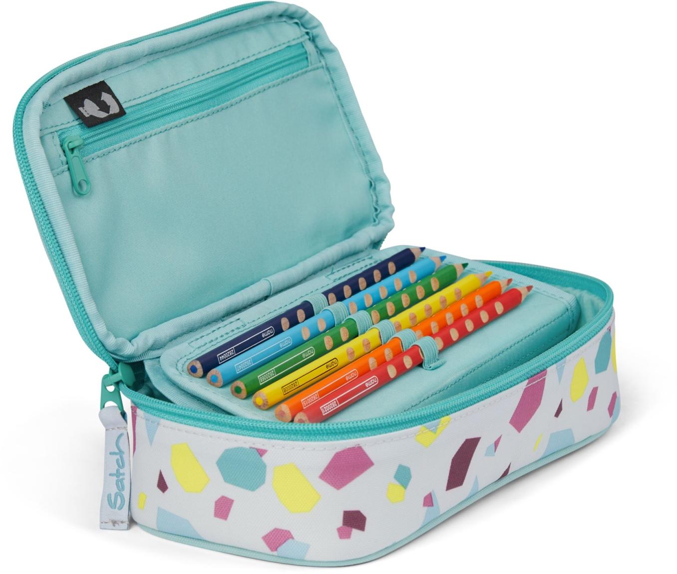 Satch Pencil Box Dreamy Mosaic Schlamperpennal bunter Print hellblau