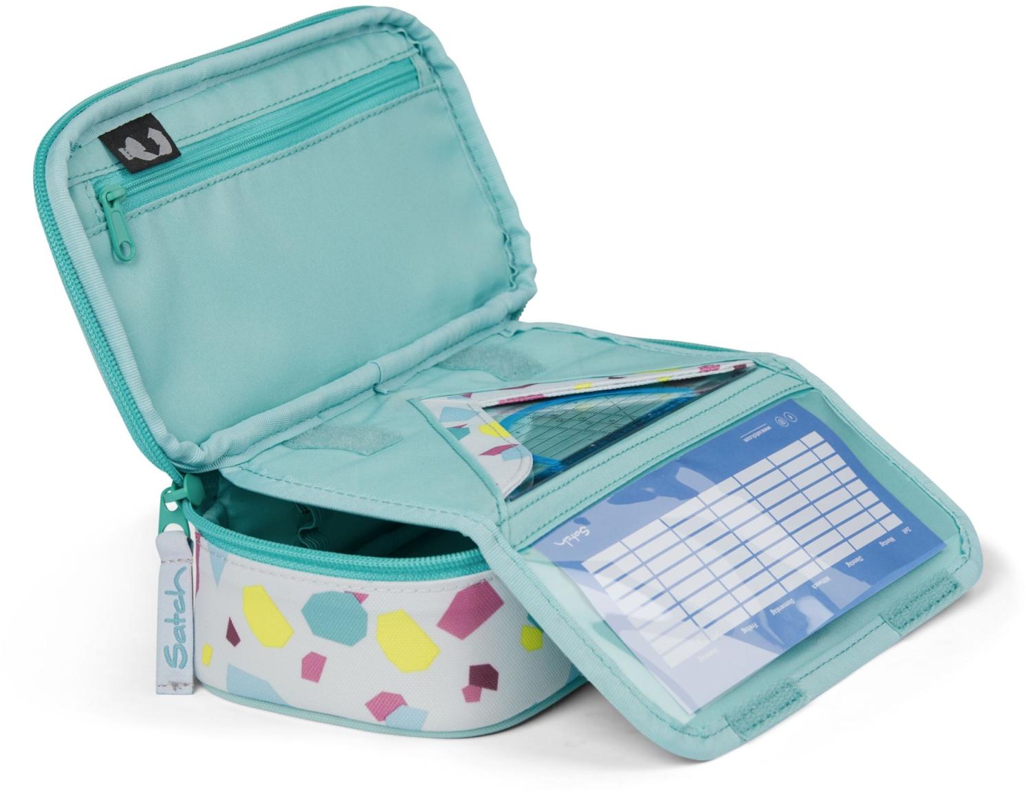 Satch Pencil Box Dreamy Mosaic Schlamperpennal bunter Print hellblau