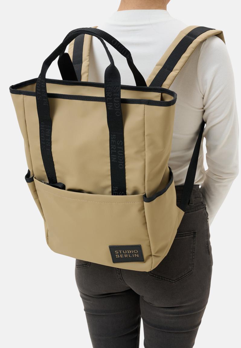 Studio Berlin Kreuzberg Rainl Nylon Rucksack Dunkelbeige