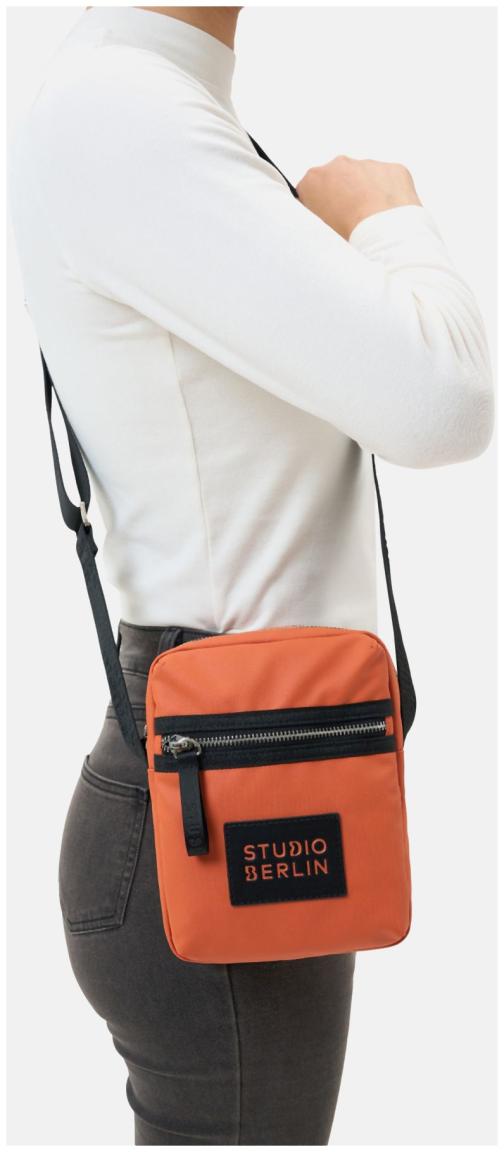 Studio Berlin Rosenthal Rain Nylon Crossovertasche Orange