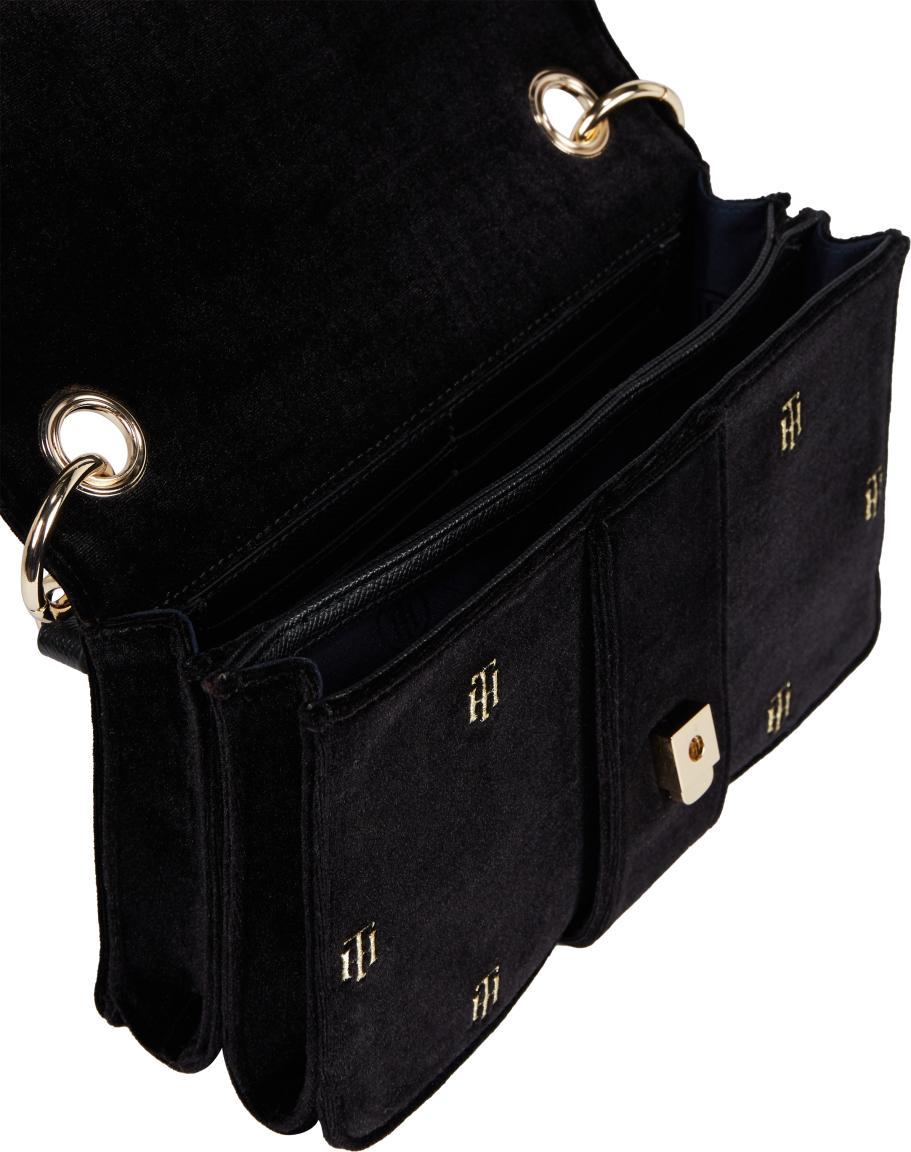 Tommy Hilfiger Überschlagtasche Black TH Club Crossover Velvet Schwarz Samtoptik