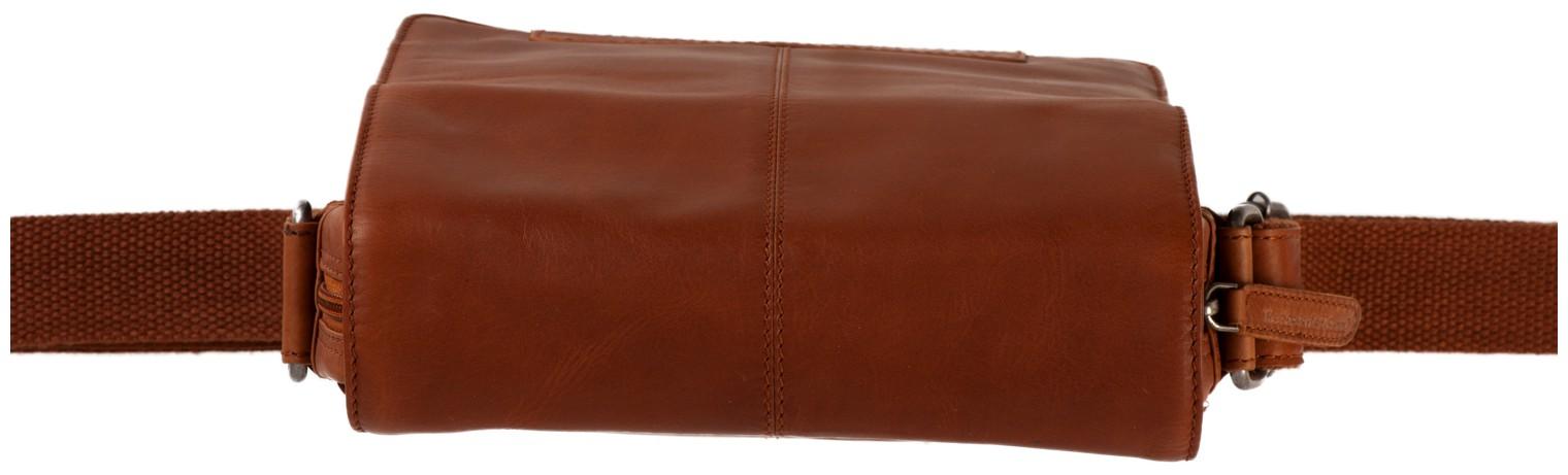 Umhängetasche Remy The Chesterfield Brand Wax Pull Up Cognac
