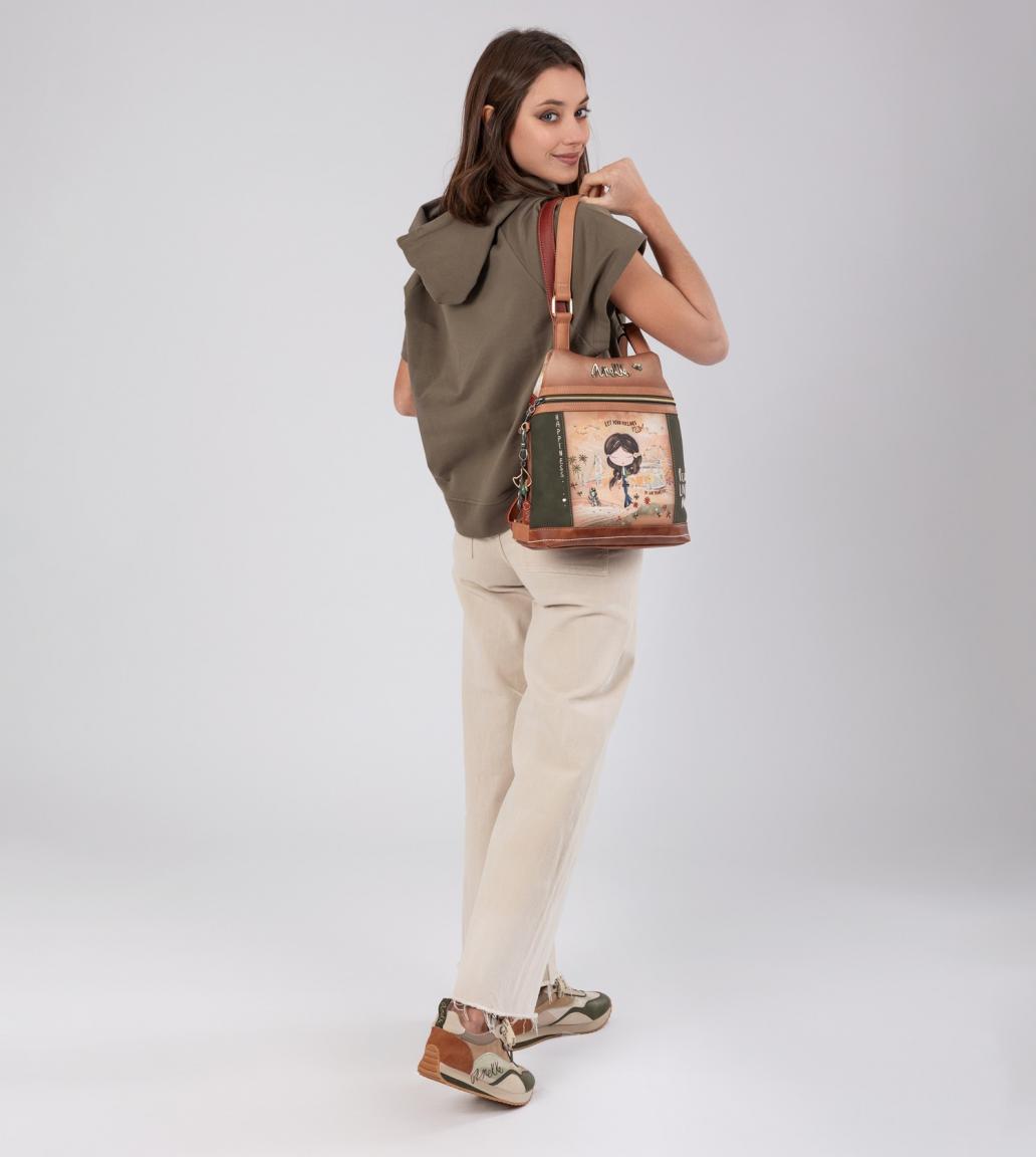 diebstahlsicherer Citybackpack Anekke Peace & Love Hippie Camel