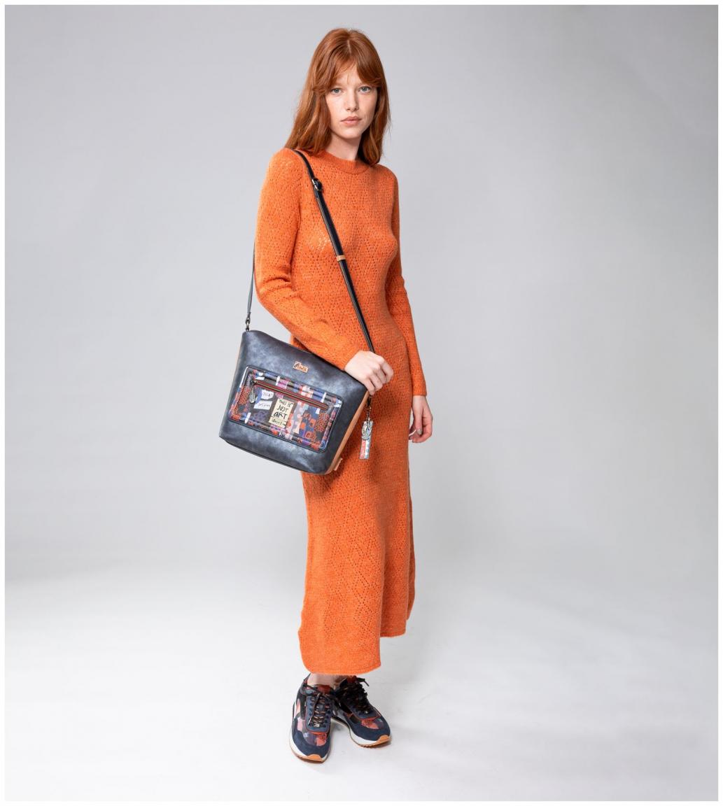 dunkelbunte Crossovertasche Japan Großstadt Anekke Contemporary blau