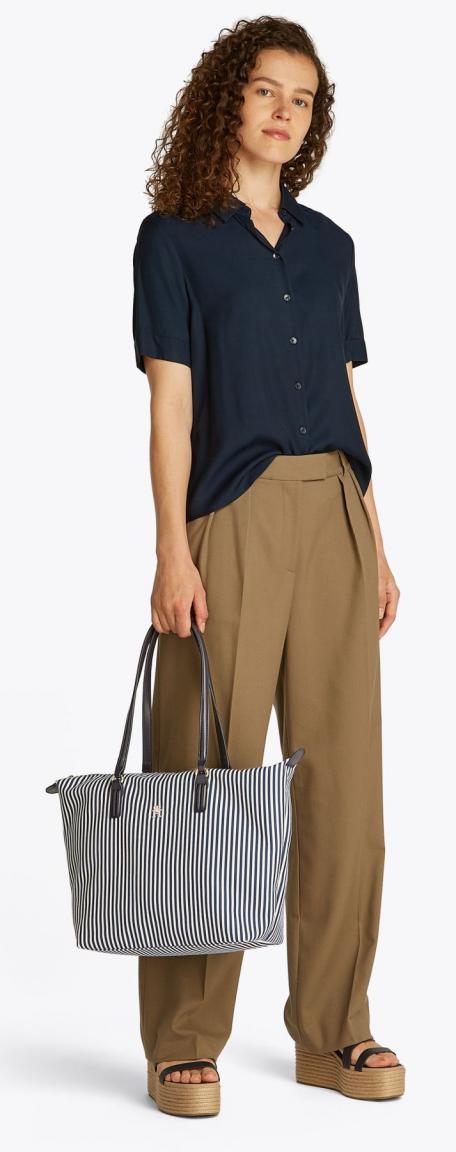 platzsparende Henkeltasche Tommy Hilfiger Poppy Summer Tote Space Blue Stripe