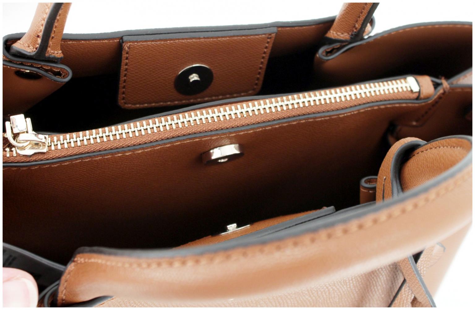 raffinierte Kurzgrifftasche cognacbraun Girlfriend Satchel Guess Amorette