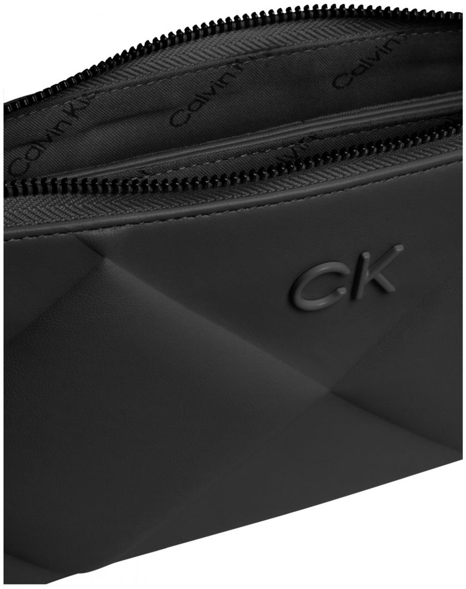 ungewöhliche Abendtasche zweigeteilt schwarz Re-Lock Calvin Klein