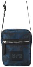 Studio Berlin Rosenthal Shiny Camo Crossovertasche Camouflage - Blau